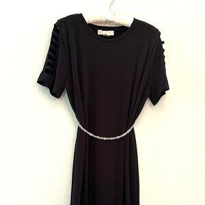 Michael Kors black mid-length dress with Cut-Out Sleeves XL